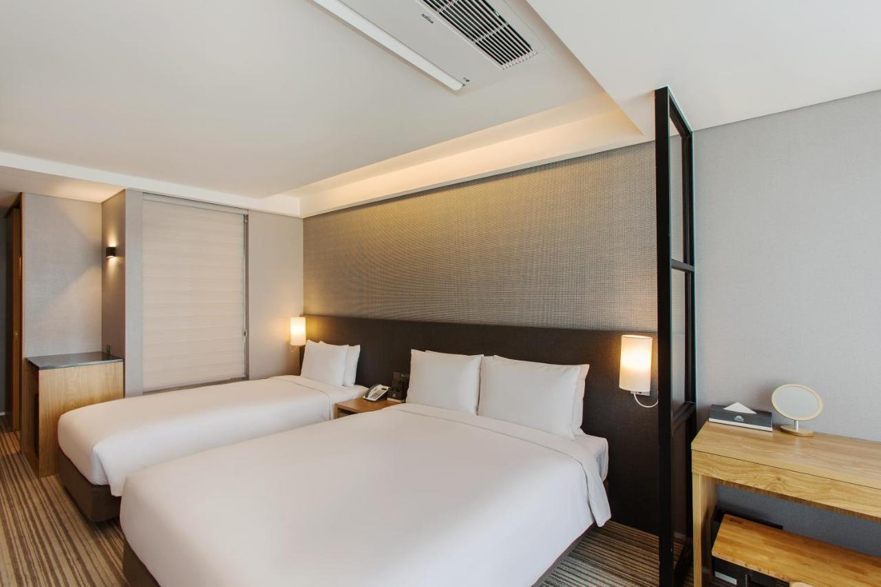 Hotel Adela Puszan Kültér fotó