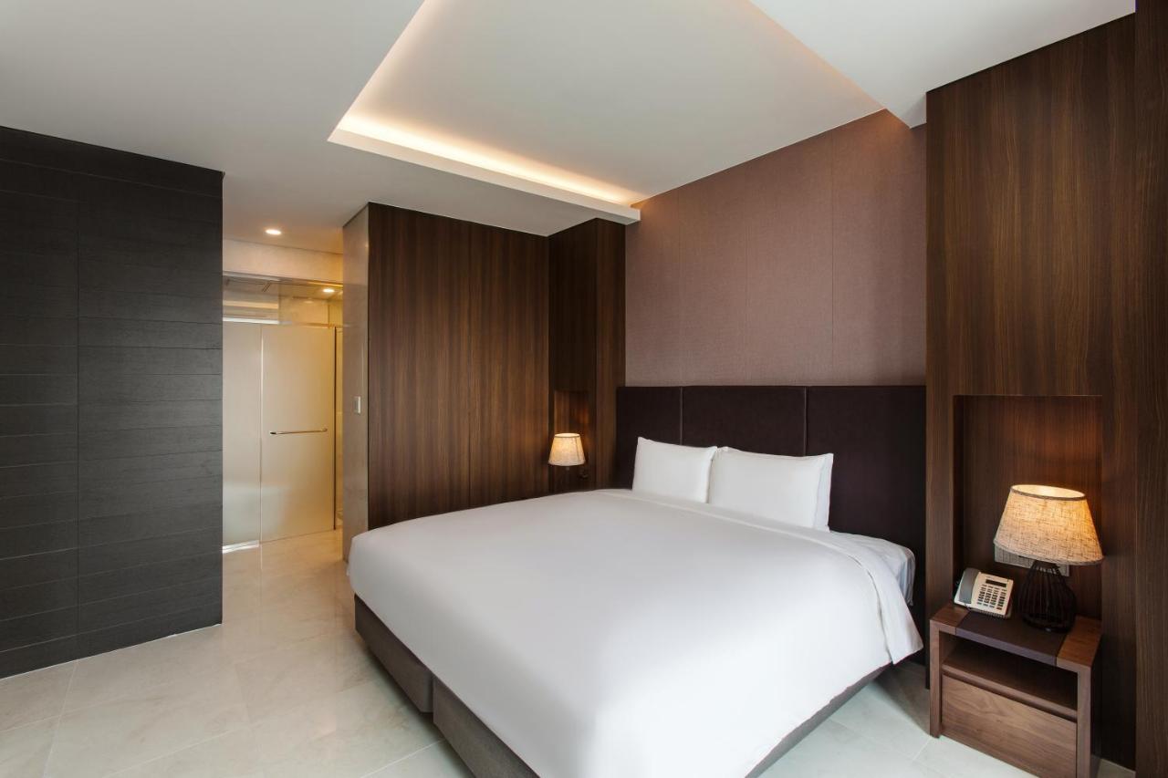 Hotel Adela Puszan Kültér fotó