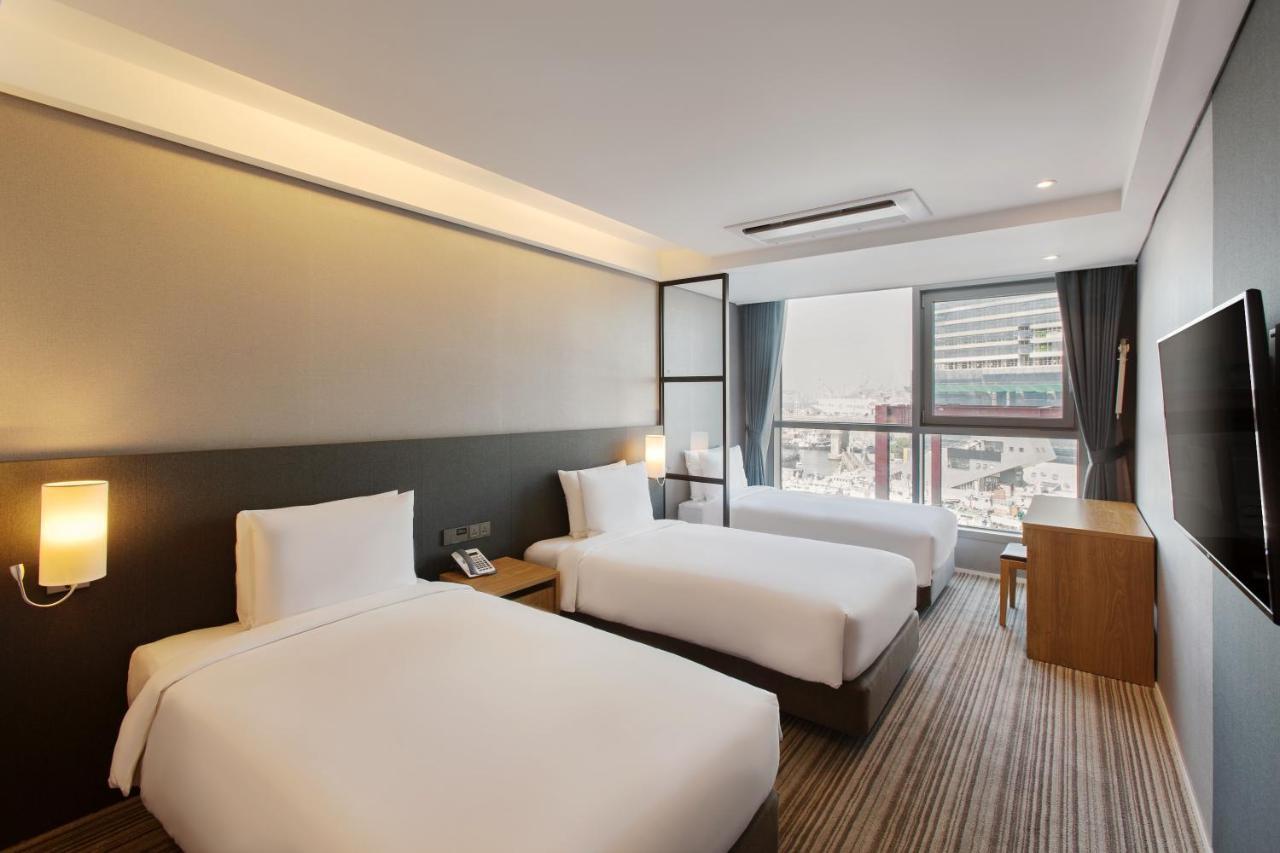 Hotel Adela Puszan Kültér fotó
