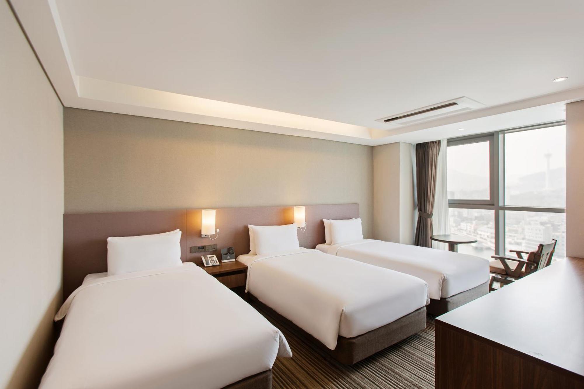 Hotel Adela Puszan Kültér fotó